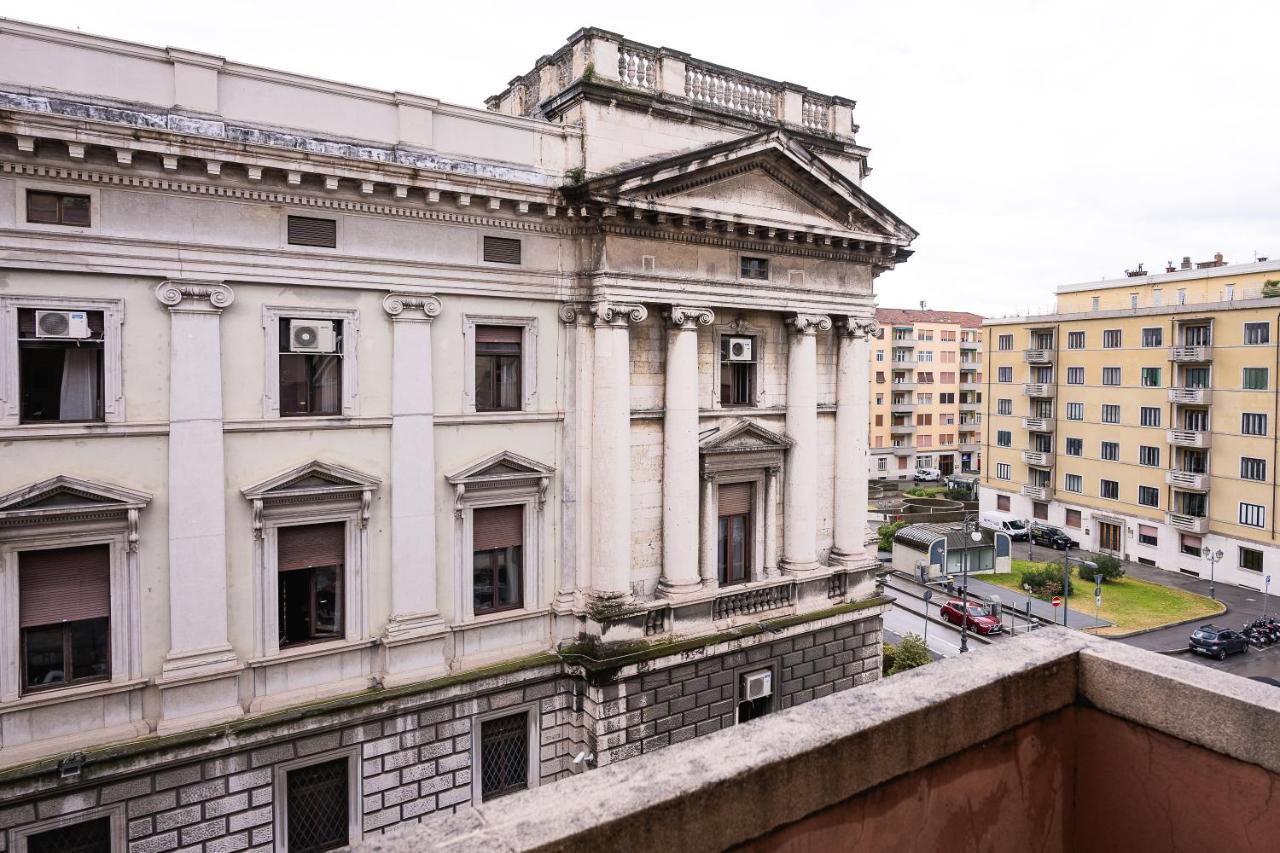 700MstazionecentraleAmpio Trilocale Con 2Balconi Triest Exterior foto